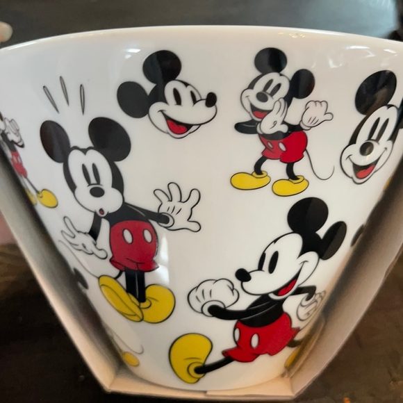 Disney Other - Mickey Mouse ramen bowl and chopsticks set